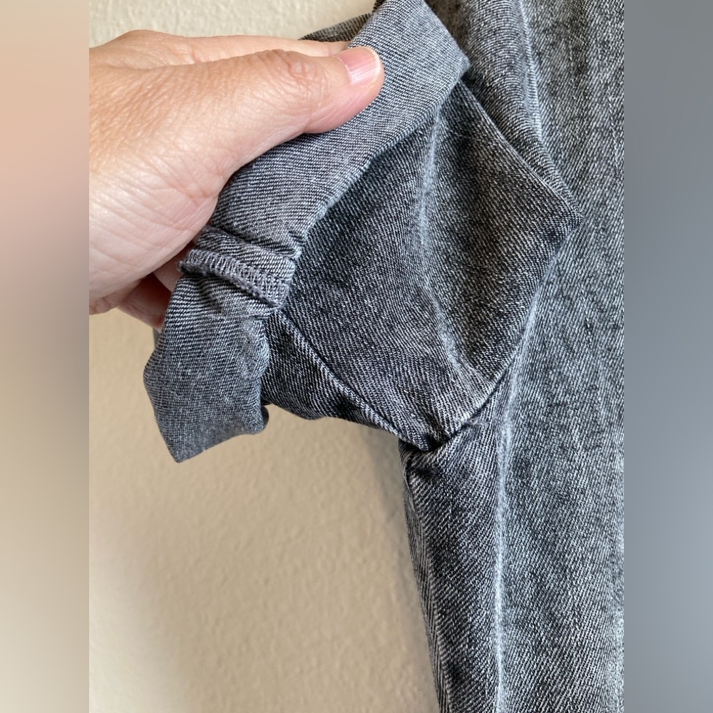LuLaRoe Ashton Gray Wash Denim Dress Size XS Button Front Pockets - Picture 5 of 11